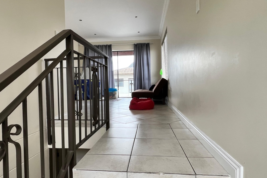3 Bedroom Property for Sale in Wavecrest Eastern Cape